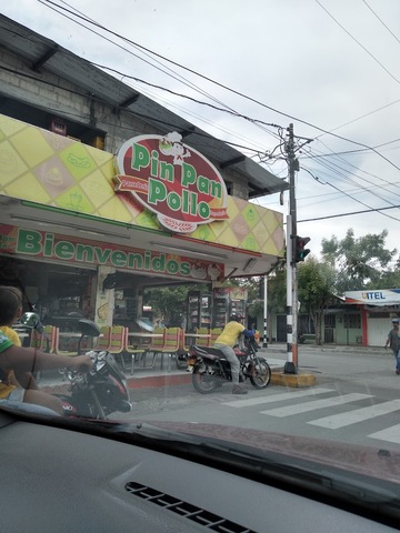 Panadería Pin Pan Pollo