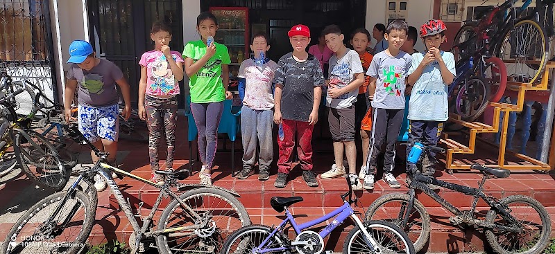 FAMILY BIKE
