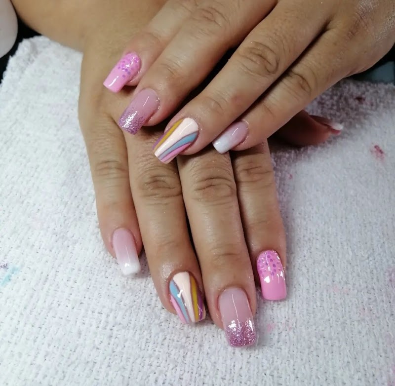 Regias Nails