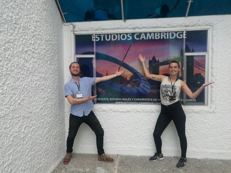 Estudios CAMBRIDGE La Dorada