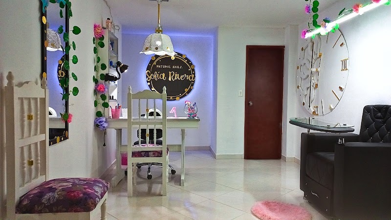 Naturalnails_Sofiarivera