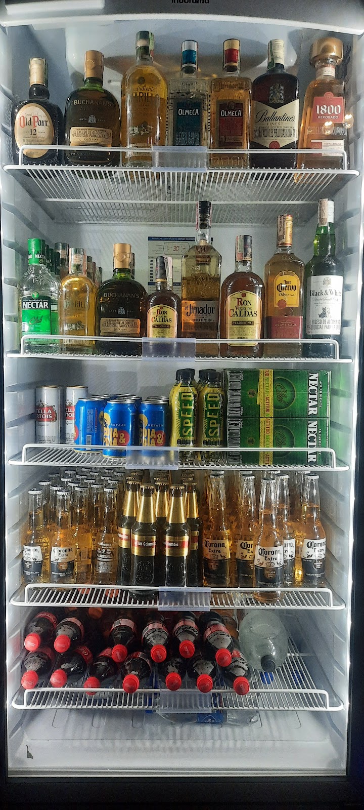 Los Carnales Bar Mx