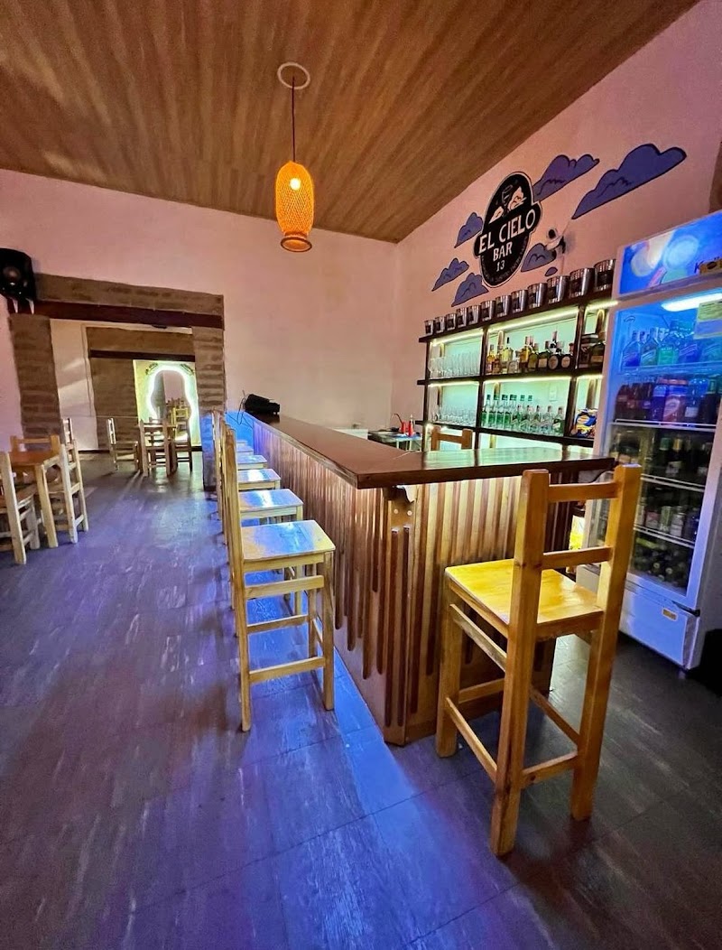 El Cielo Bar 13