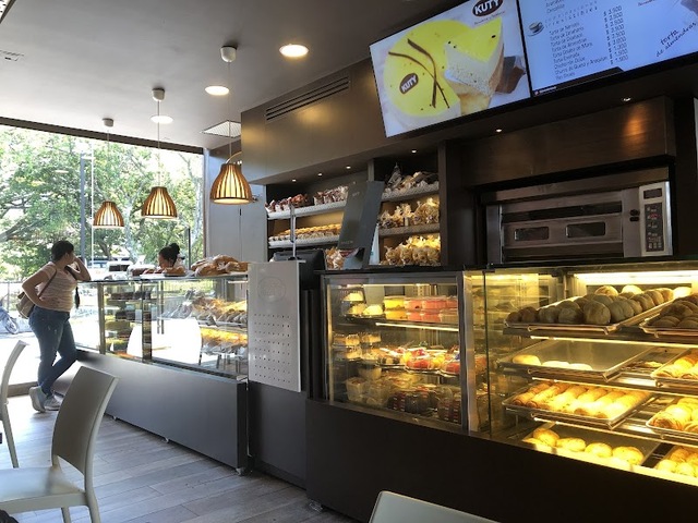Panadería & Pastelería KUTY Caney