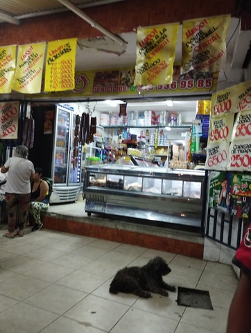 Pescadería y Salsamentaria AQUALVEAR