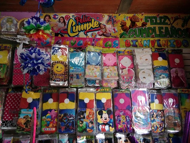 Fiesta Mágica - Piñateria y Decoración