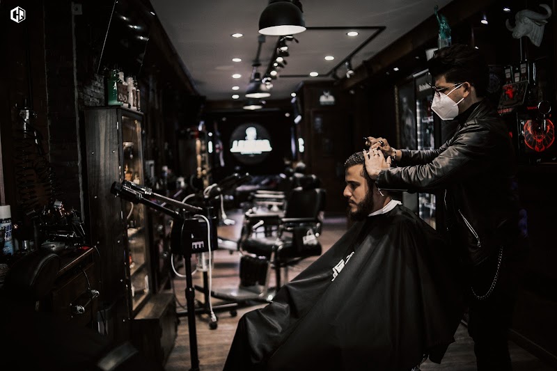 LEGEND BARBER CLUB
