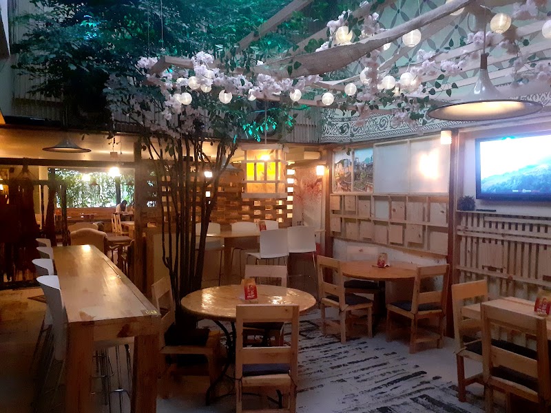 Lakasia Oriental House