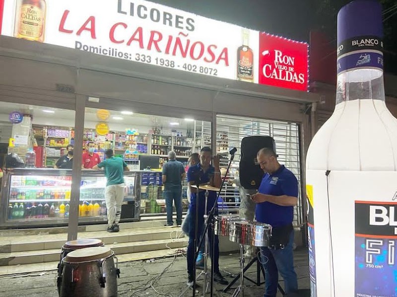 Licorería Dulcería y Cigarrería La Cariñosa de Meléndez
