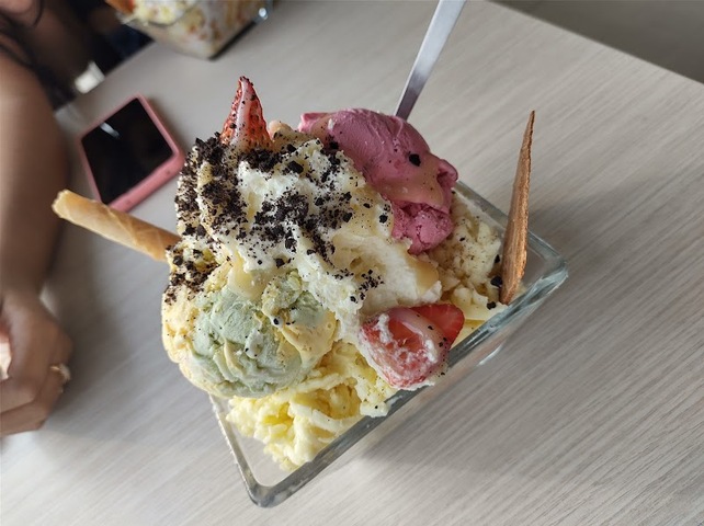 Heladeria Tropical eha