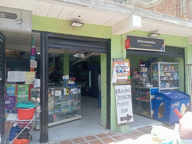 Del Campo Al Valle sas