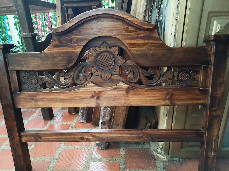 Muebles tejidos y rusticos