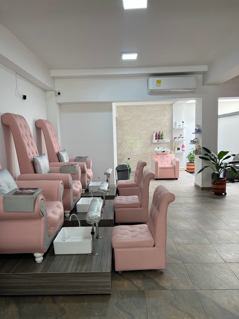 Divinas Salón