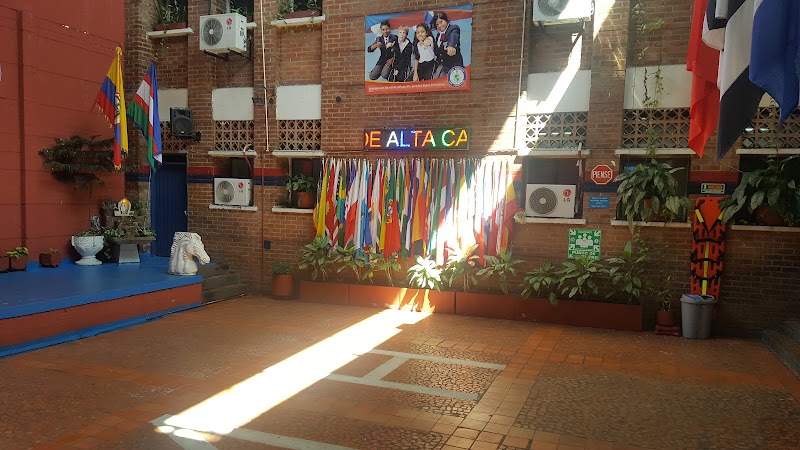 Los Ángeles San Fernando School