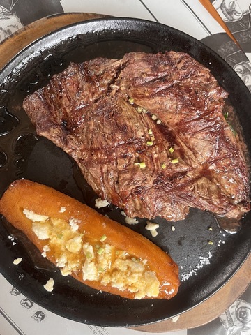 La Corte de la Carne - Granada