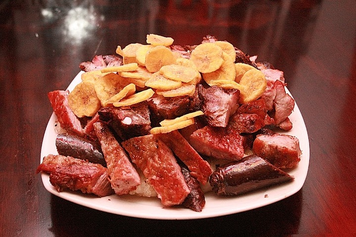 Llanera & Carbón Parrilla gourmet