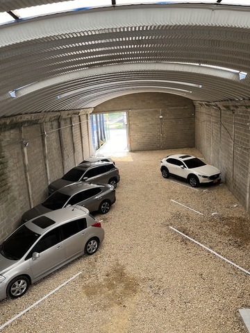 los mellos Parqueadero aeropuerto sede 1