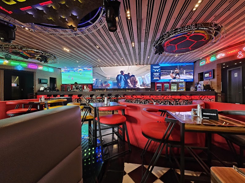 Coliseo Sport Bar 84