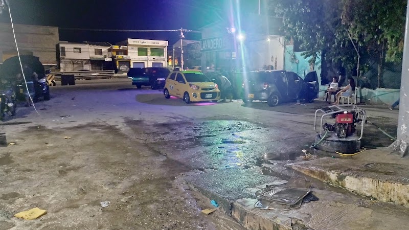EL FARO 24/7 - AUTOLAVADO BUSTAMANTE