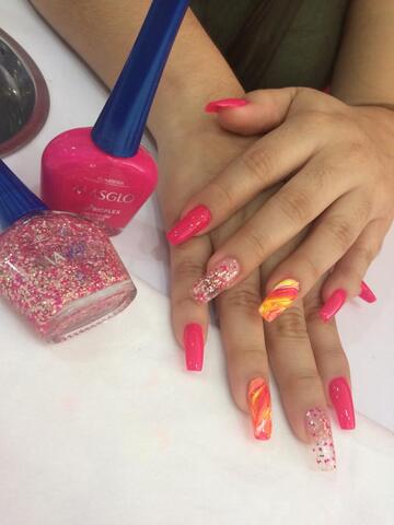 Beauty Nails with Paola