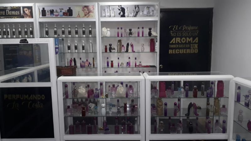 Perfumería 4Essences Barranquilla