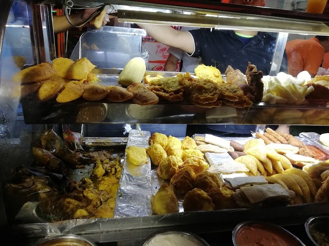 Frutera y Restaurante LA ARENOSA