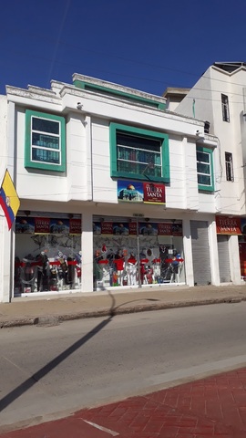 Almacén Tierra Santa