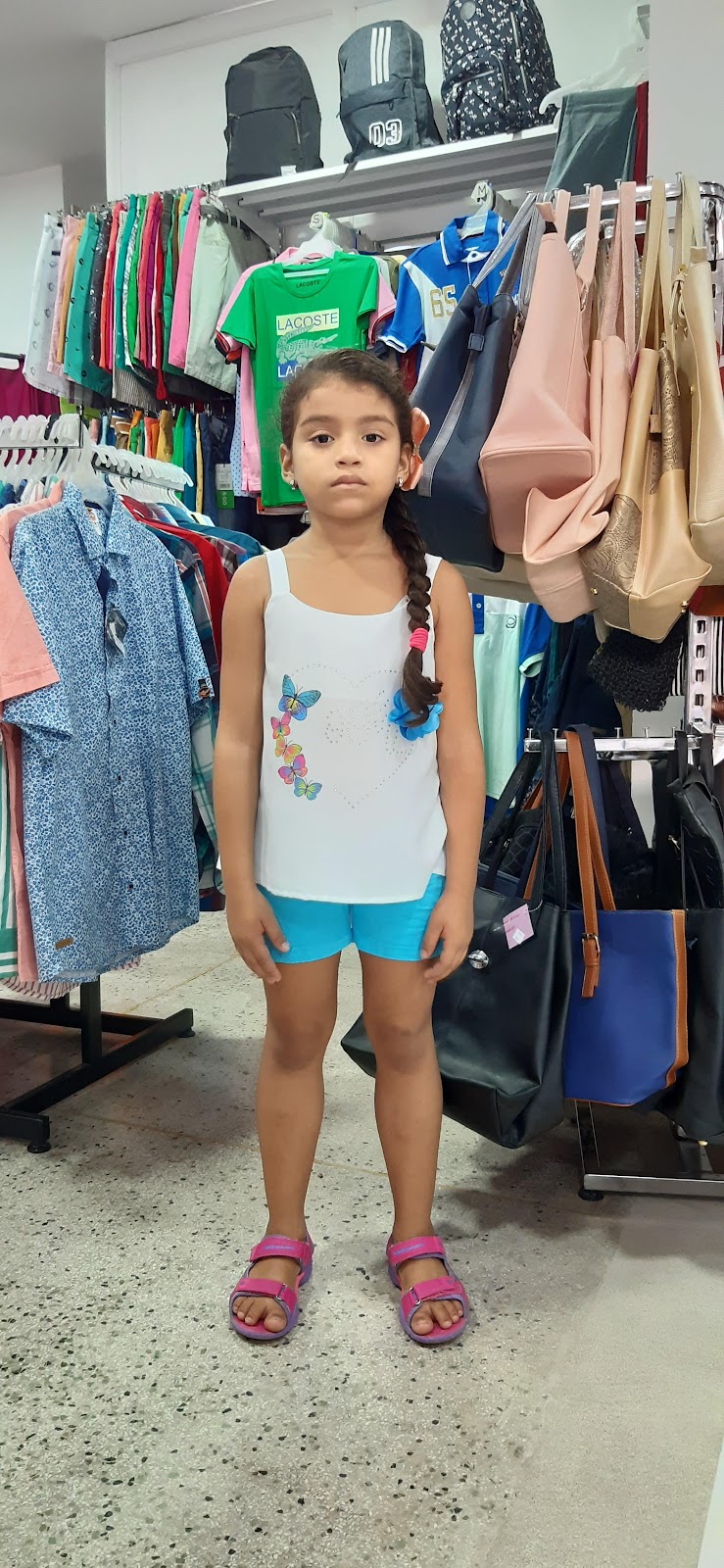 Outlet Yolanda