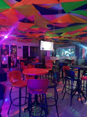 El Cubetazo Disco Bar