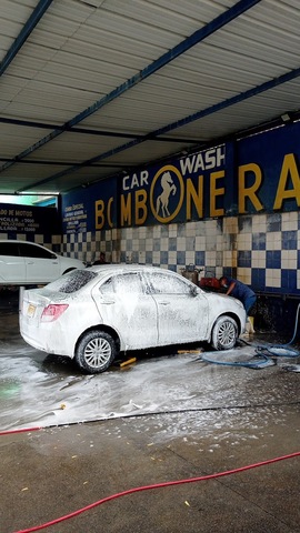 Car wash BOMBONERA