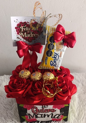 Desayuno sorpresa y Anchetas Evelyn 18 Santa Marta