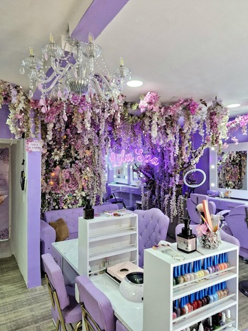 Lila Spa