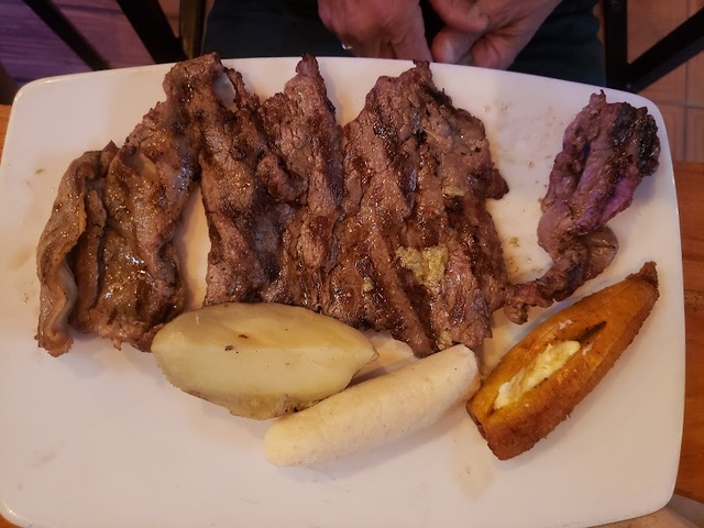 Asadero Donde Octavio Bavaria