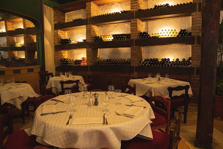 La Vitrola Restaurante