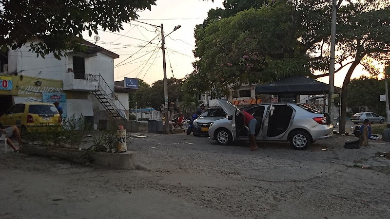 Lava Autos Los Jardines.