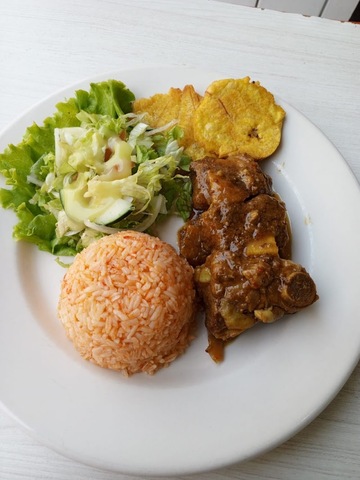 ANTOJITOS (fritos, ceviches y cócteles)