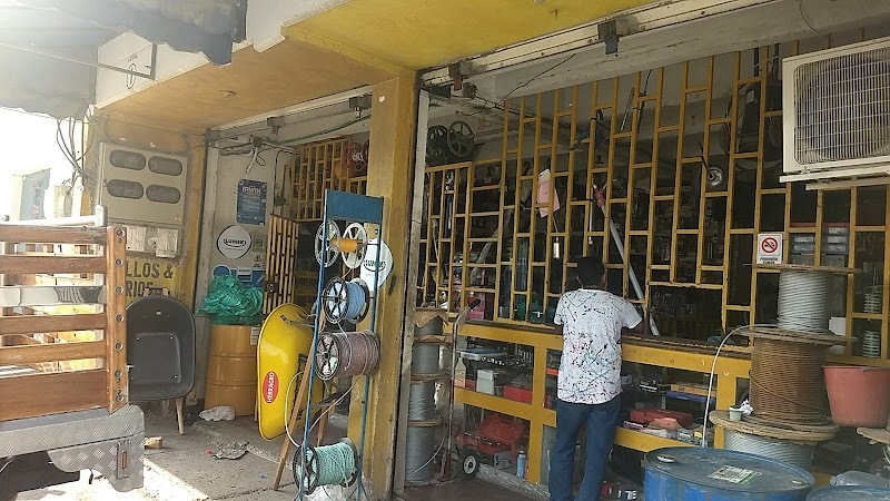 comercializadora tornillos y accesorios ltda