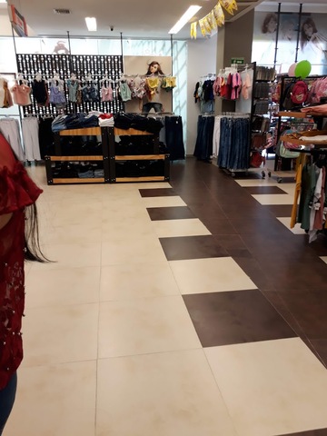 Bodega Mayorista Estreno