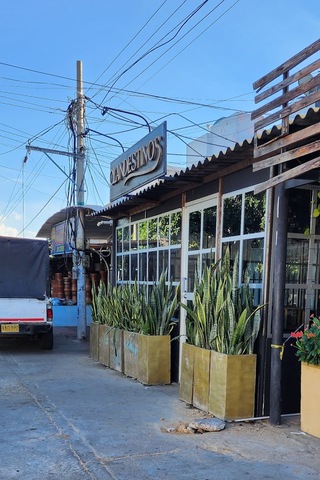 CLANDESTINO’S RESTO-BAR