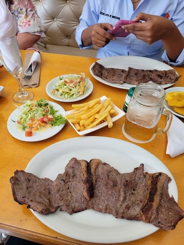 Restaurante Montacarga De La 12