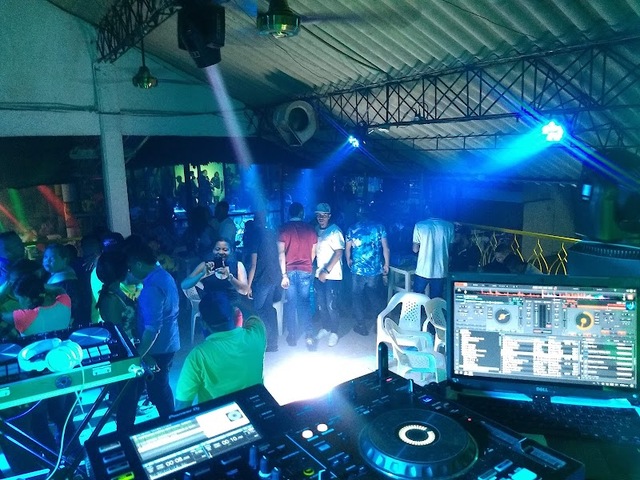 Tembeleque disco bar