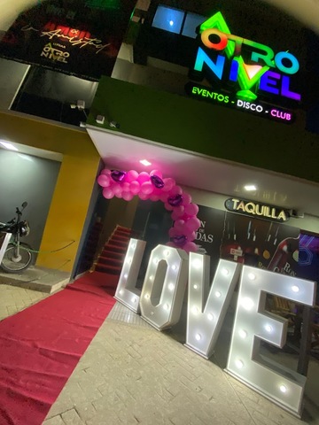 A Otro Nivel Club