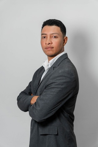 ROYVIC Abogados y Asociados