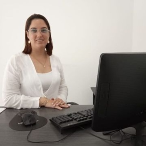 Dra. Ana María González Uribe, Neuropsicólogo