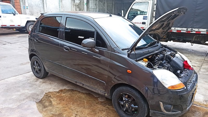 Reparar Renta Car - Taller de Mecánica, Latonería, Pintura, Scanner y Elestricidad; Compraventa Vehículos.