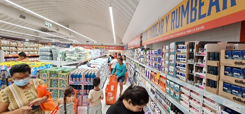 Tienda Ara, Urbanización Vallejo