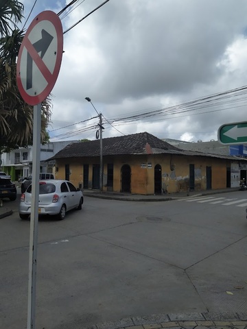 Muebles y colchones El Amigo