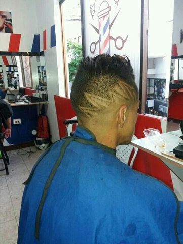 Barberia jhonatan servicio a domicilio
