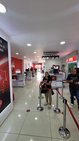 Claro pereira centro de pagos y servicios Cuba