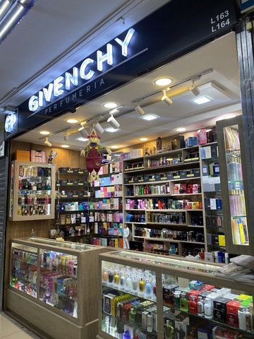 Perfumeria Givenchy